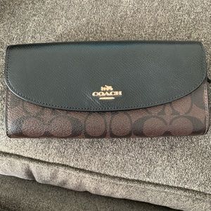 Coach women’s wallet